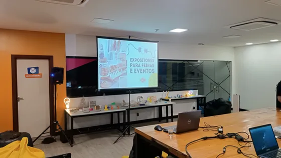 Displays e Expositores — Maceió, 31/10/2024