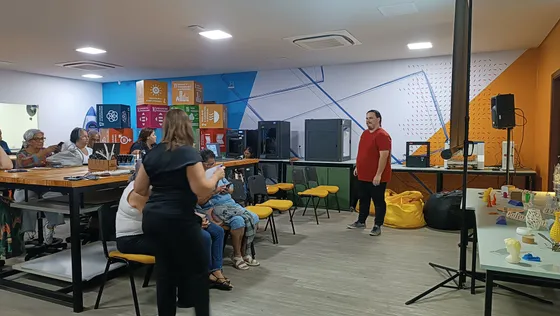 Displays e Expositores — Maceió, 31/10/2024